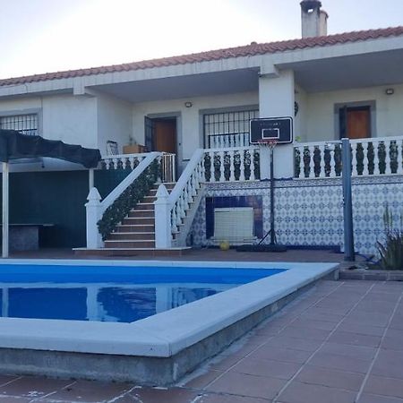 Villa Los Cantos توليدو المظهر الخارجي الصورة