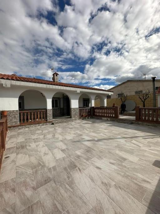Villa Los Cantos توليدو المظهر الخارجي الصورة