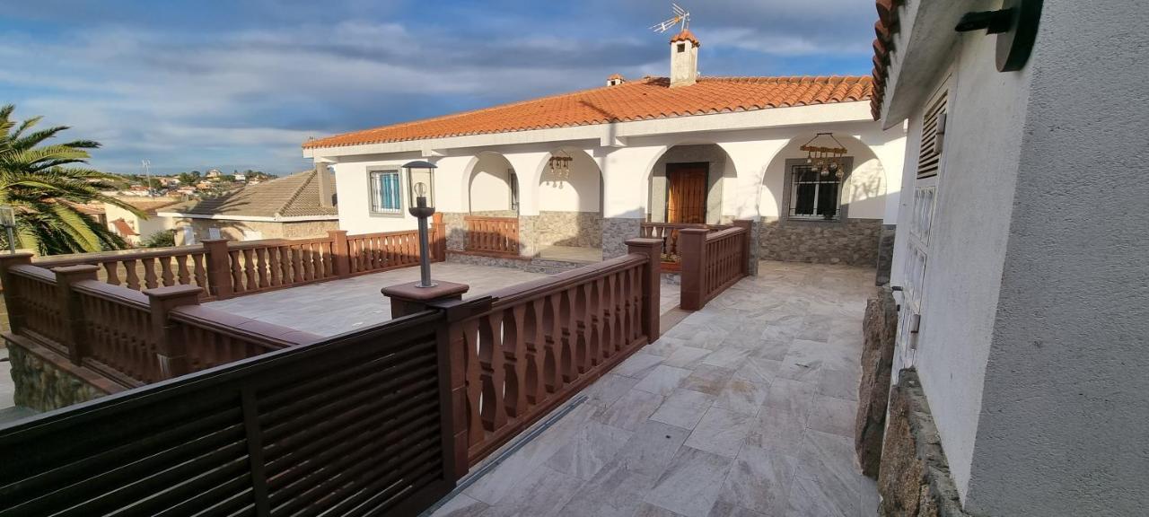 Villa Los Cantos توليدو المظهر الخارجي الصورة