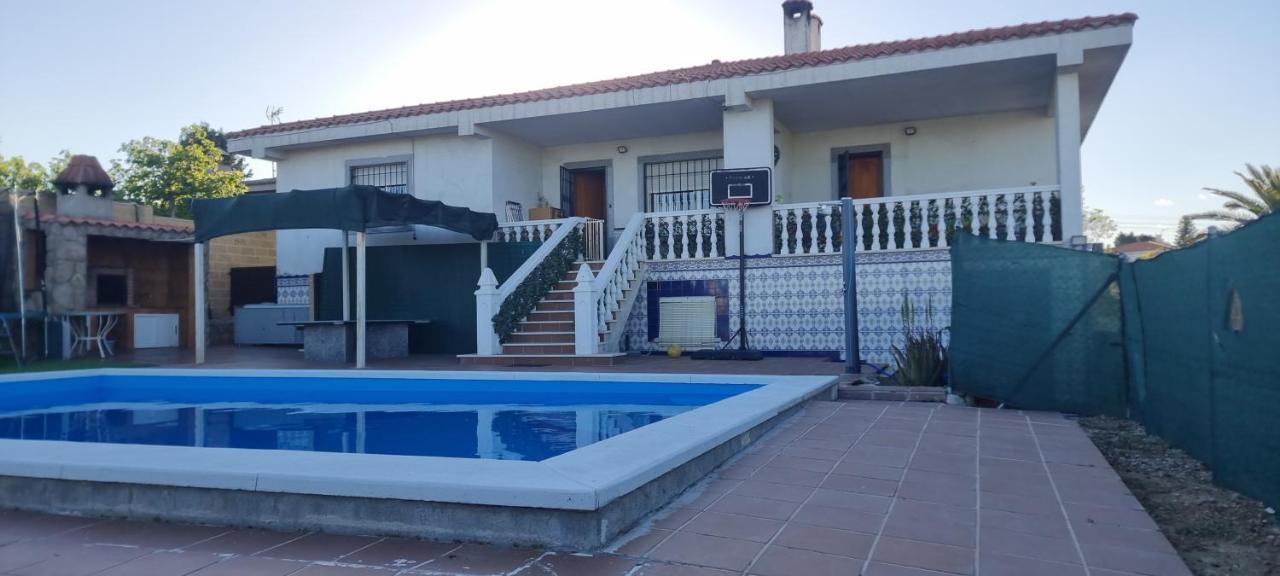 Villa Los Cantos توليدو المظهر الخارجي الصورة